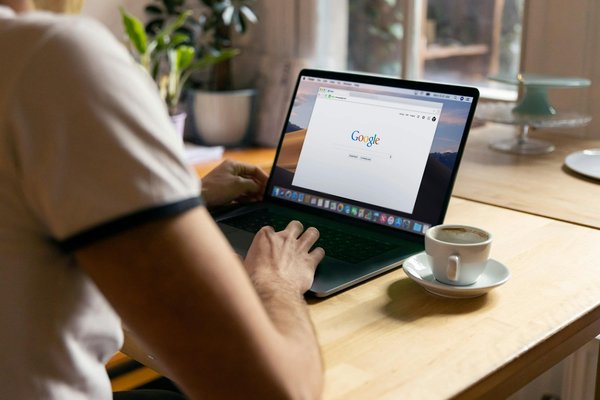 Comment intégrer l'intelligence artificielle dans les stratégies de service client ?